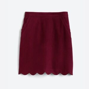 Scallop hem skirt